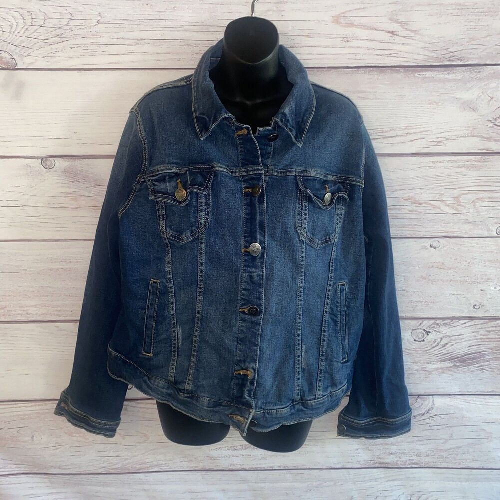 Torrid Womens Denim Jacket 1X Blue Trucker Heart Buttons Stretch Plus Size